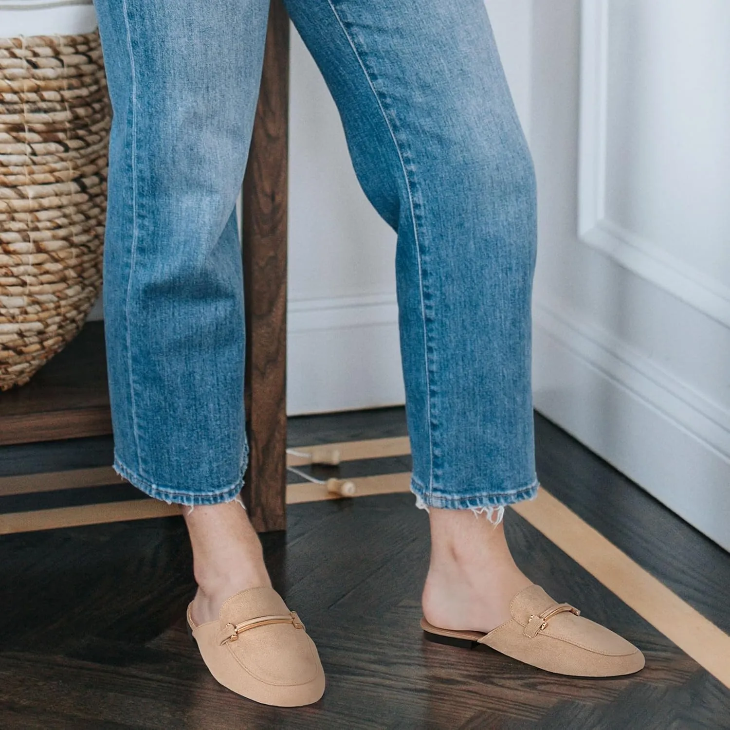 Alicegana Mules for Women Flats Shoes: Comfortable Round Toe Slip on Mules 2025 Dressy Business Buckle Loafers