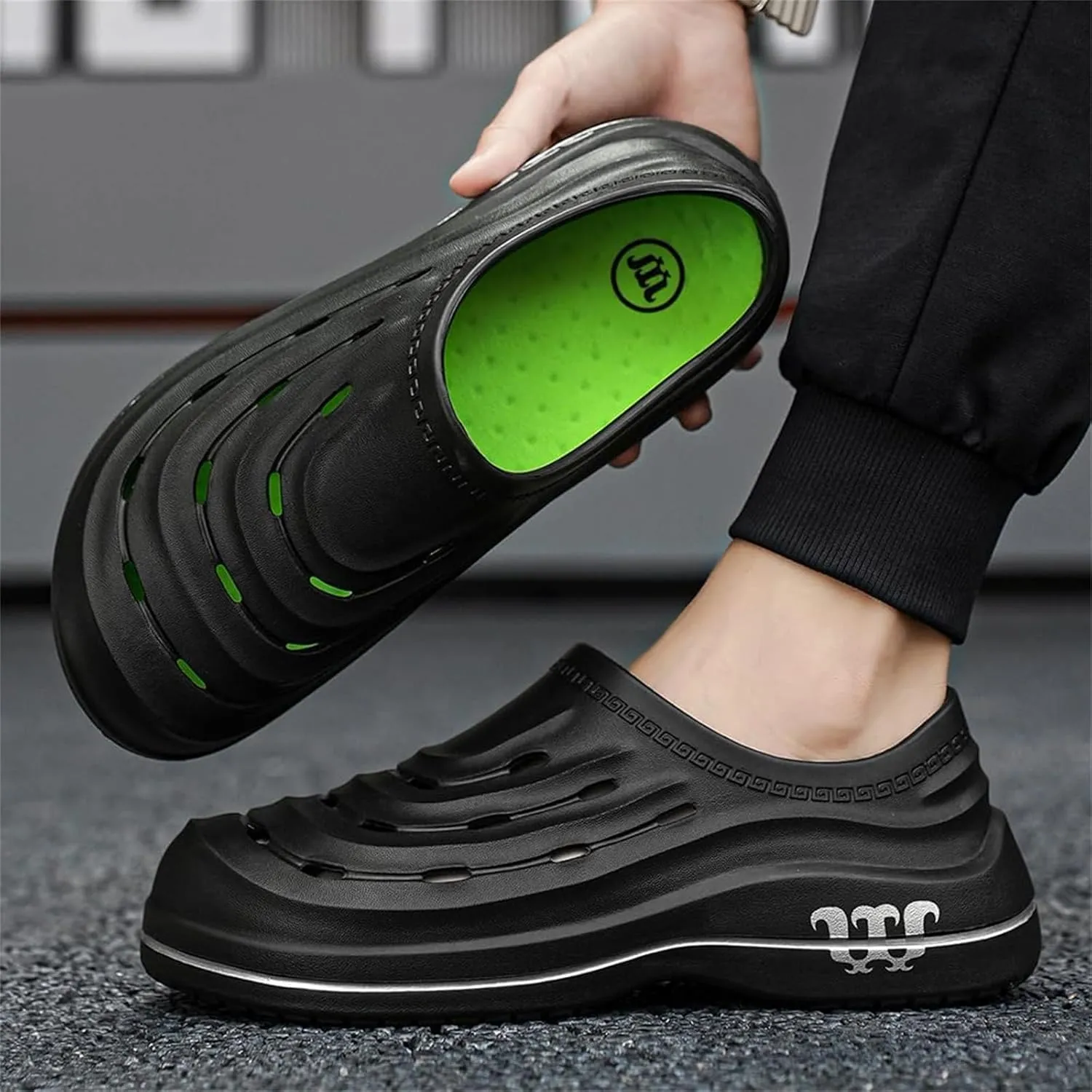 Armadillo Clogs Nurses Shoes for Women Men Chef Garden Shoes Non Slip Work Shoe Women Food Service Non Slip Kitchen Clogs Oil Resistant Nursing Shoe Waterproof Lightweight Sneakers Unisex