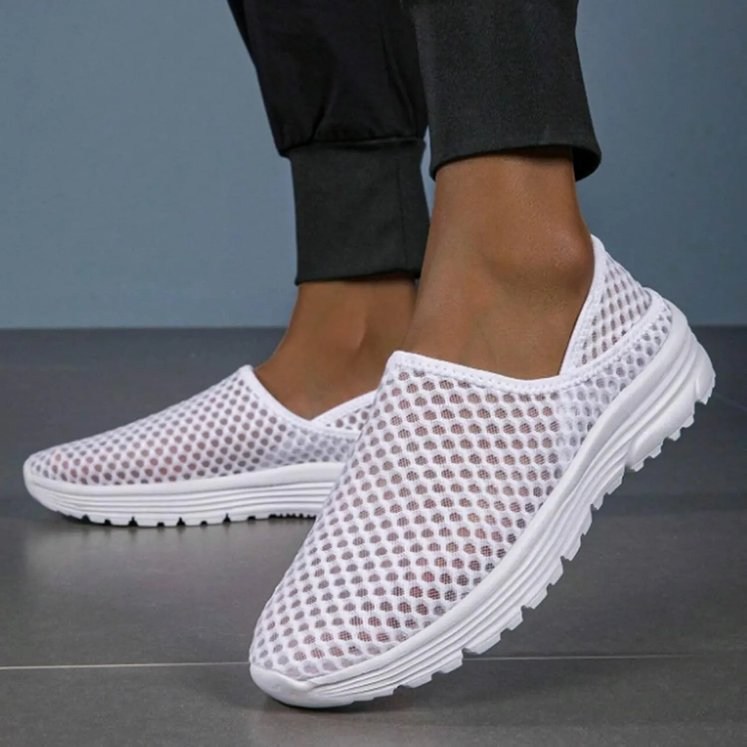 Casual Shoes for Men Men's and Women's Lazy Breathable Semi Casual Sports Shoes