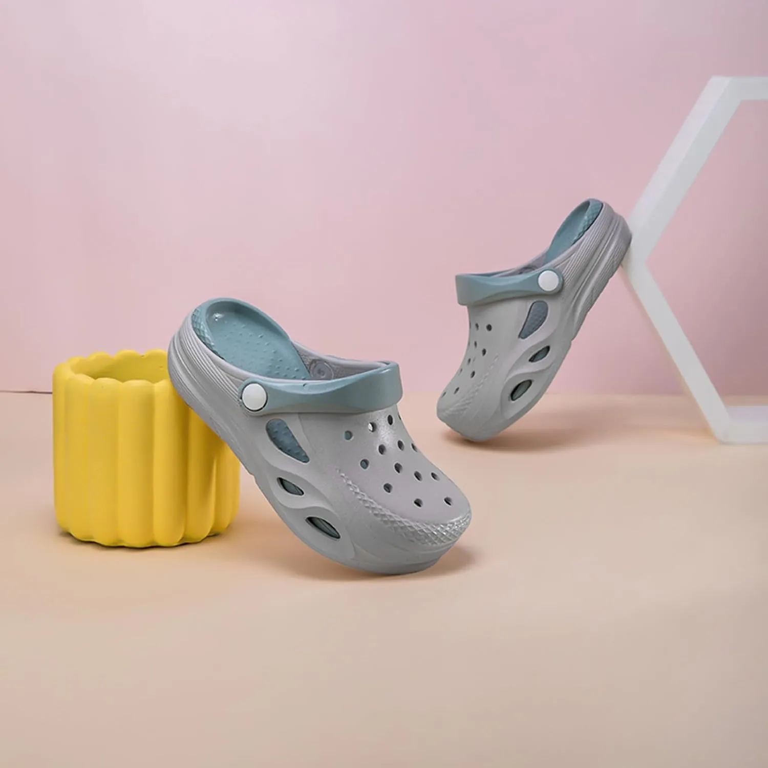 Childrens Summer Garden Clog Comfortable Support Lightweight Non Slip Slippers