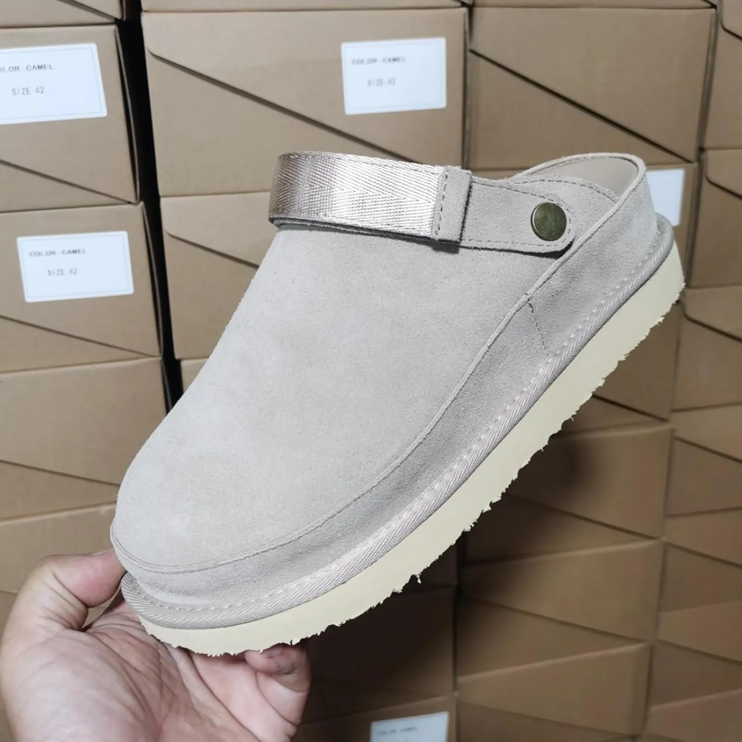 Fashion Women's Clogs Slippers Casual Non Slip Sandals Adjustable Comfort Clogs Sandals Women's Mules and Clogs Warm Outdoor Indoor Use
