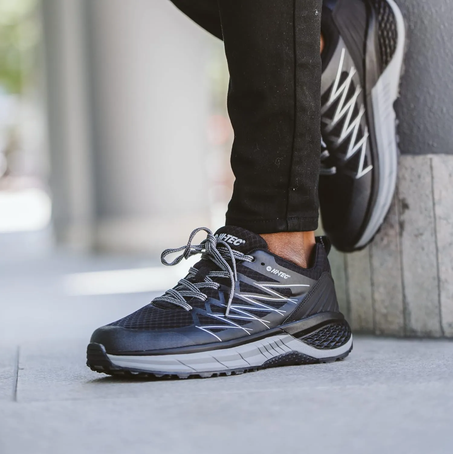 HI-TEC Destroyer Low Men’s Running Shoes, Lightweight Mesh Athletic Sneakers for Men