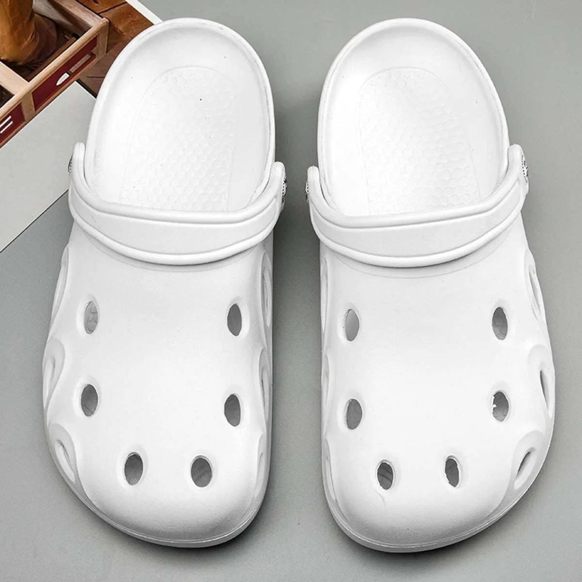 HYDLONGR Women's Summer Light Weight Breathable Quick-Drying Flat Garden Sandals Beach Slippers Clogs Mules Shoes