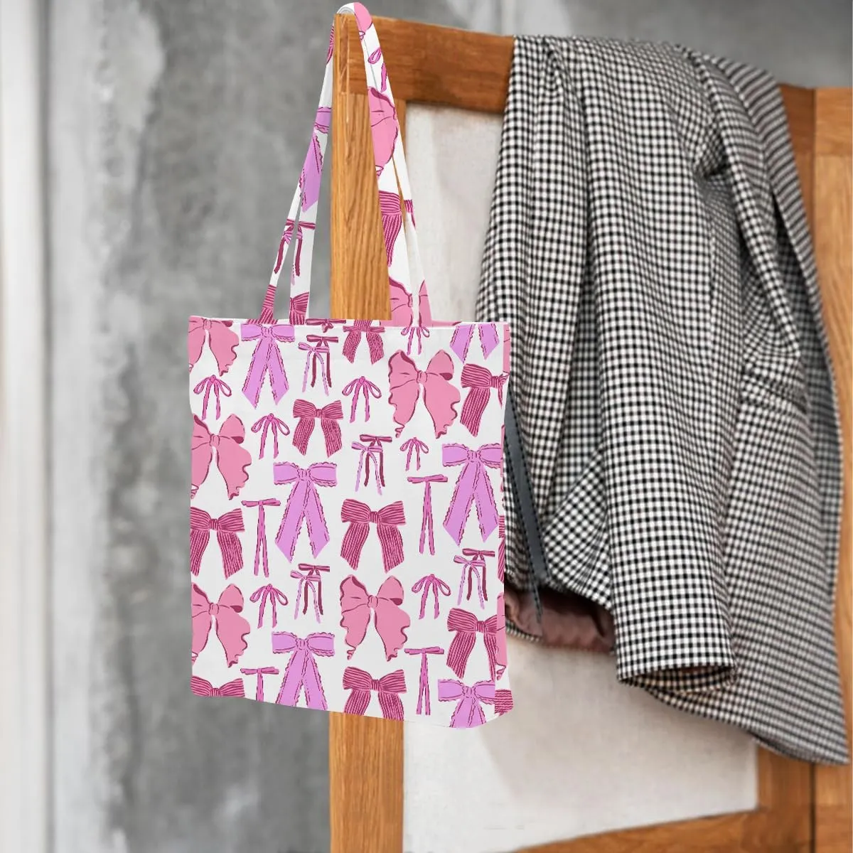 Jztco Preppy Tote Bag, Aesthetic Bows Strawberry Beach Bag, Cat Lovers Gifts for Women Sister, Reusable Grocery Bags
