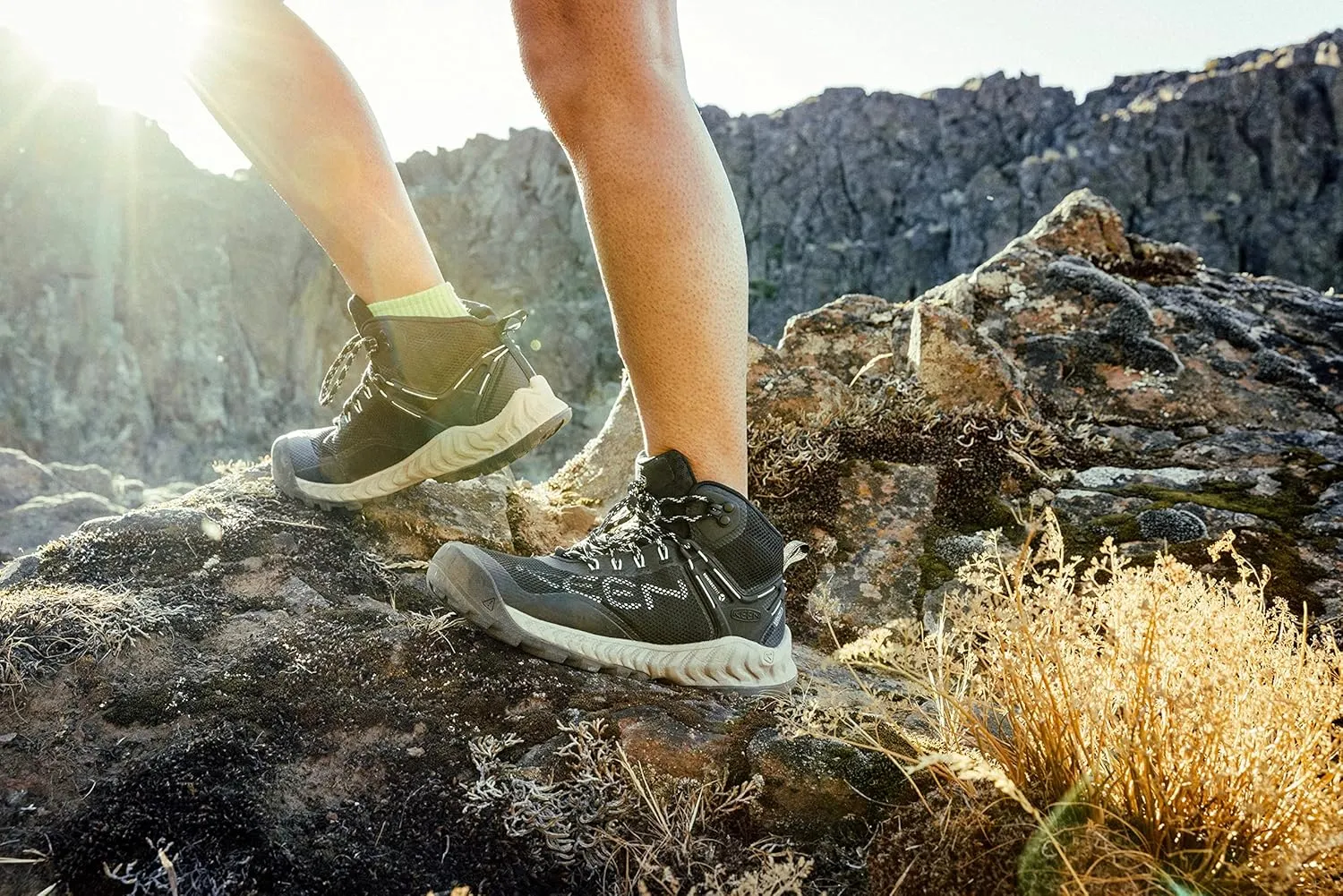 KEEN Women's Nxis Evo Mid Height Waterproof Fast Packing
