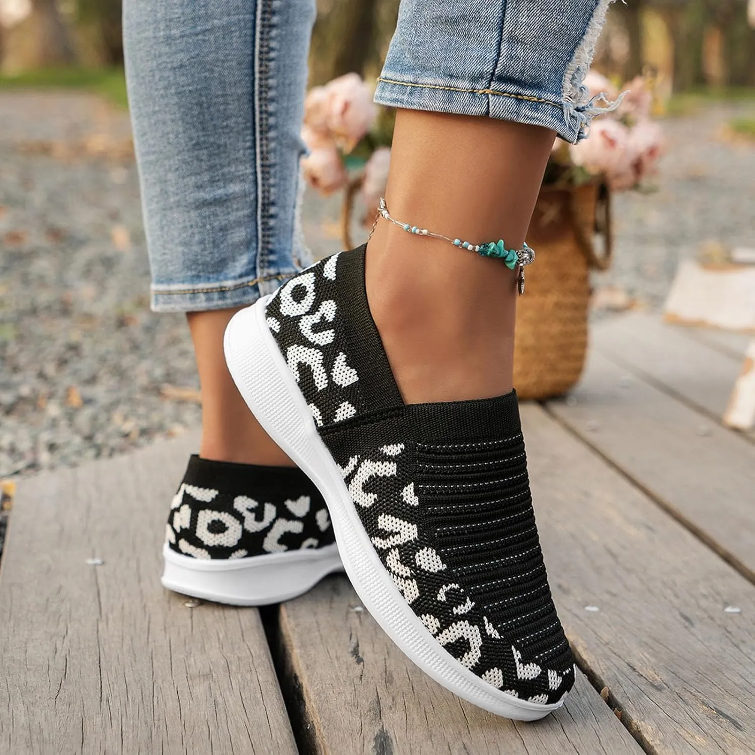 Ladies Fashion Leopard Print Color Block Breathable Mesh Knitted Flat Bottomed Casual Sports Shoes Sneaker Women Shoes
