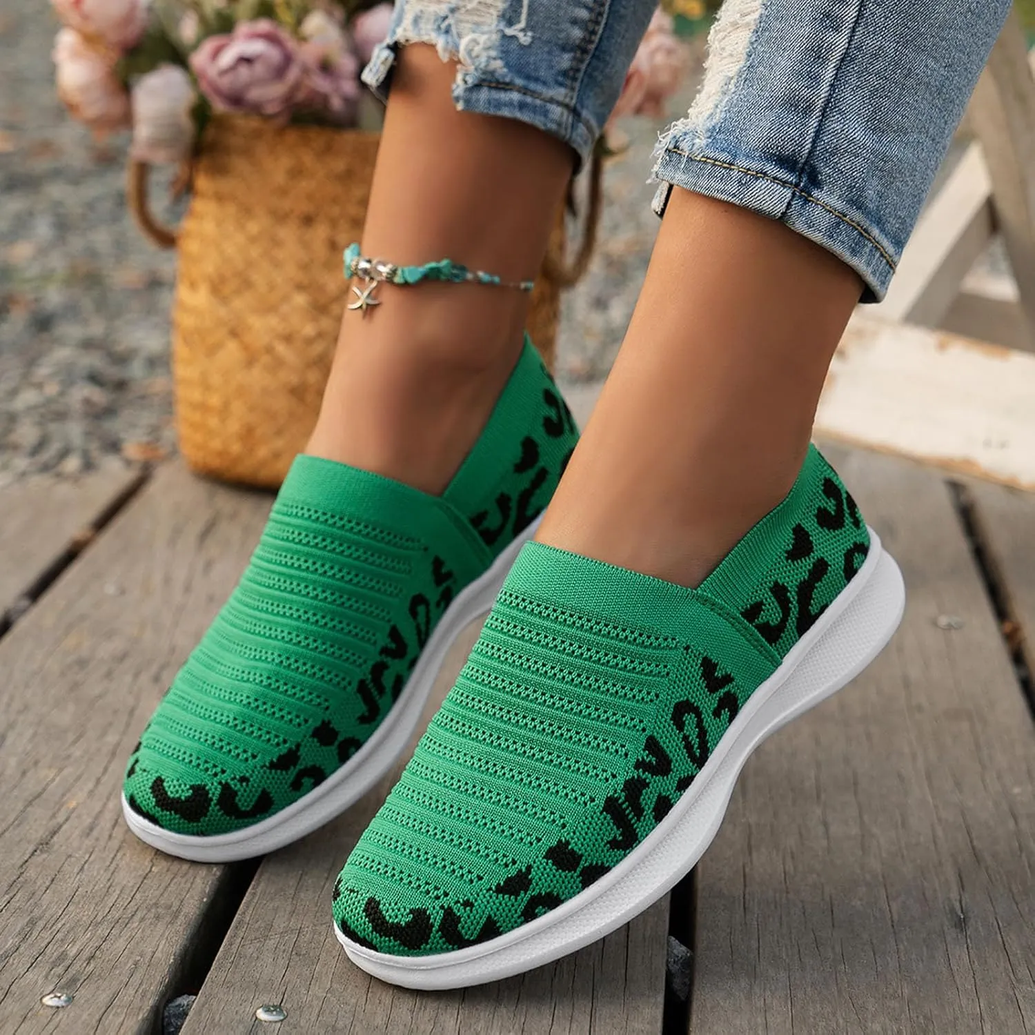 Ladies Fashion Leopard Print Color Block Breathable Mesh Knitted Flat Bottomed Casual Sports Shoes Sneaker Women Shoes