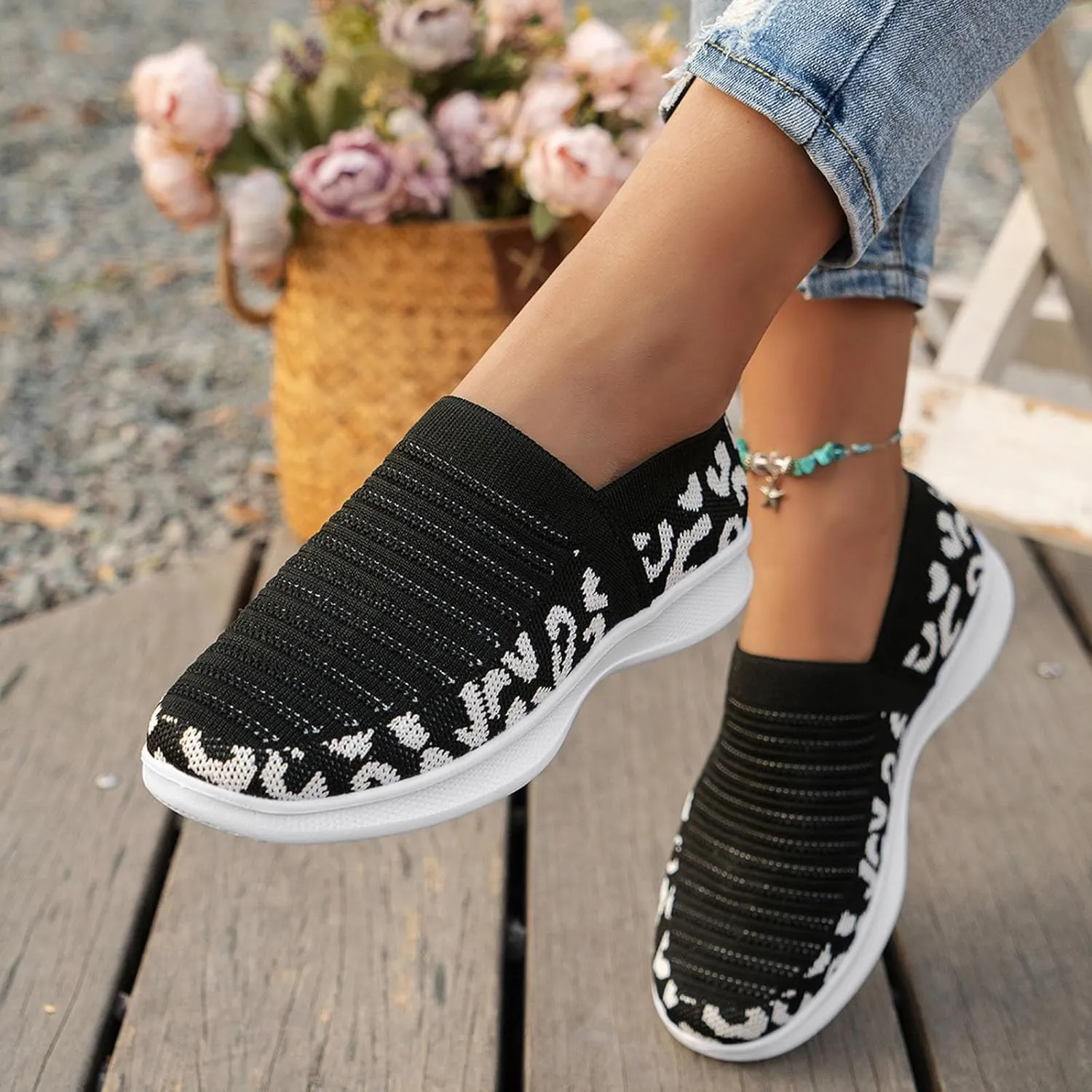 Ladies Fashion Leopard Print Color Block Breathable Mesh Knitted Flat Bottomed Casual Sports Shoes Sneaker Women Shoes