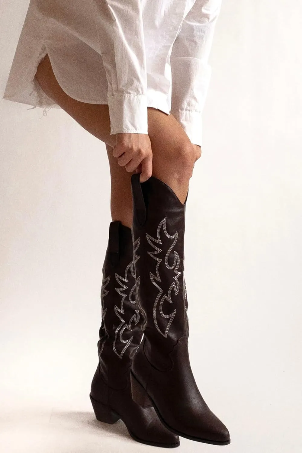 MeiLuSi Knee High Cowboy Boots Women's Cowgirl Boots for Women Embroidered Fashion Pull on Tall Western Boot