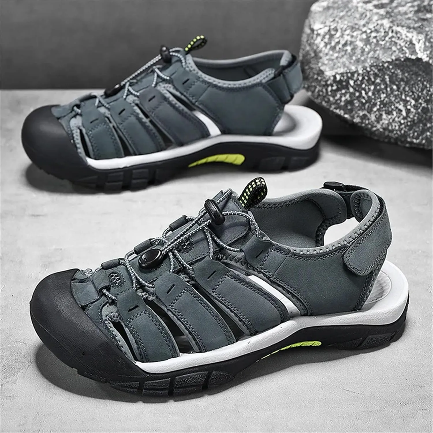 Men's Breathable Leather Sandals - Durable Beach Shoes with Reinforced Construction