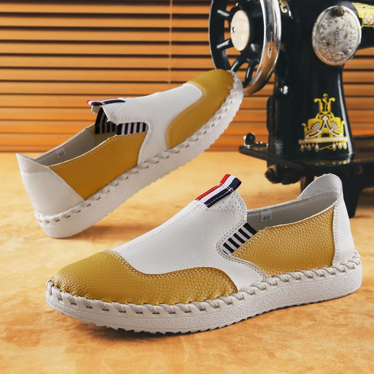 Men's Slip on Oxfords Boat Shoes Casual Leather Loafers Walking Sneakers Breathable Driving Dress Business Wokr Shoes