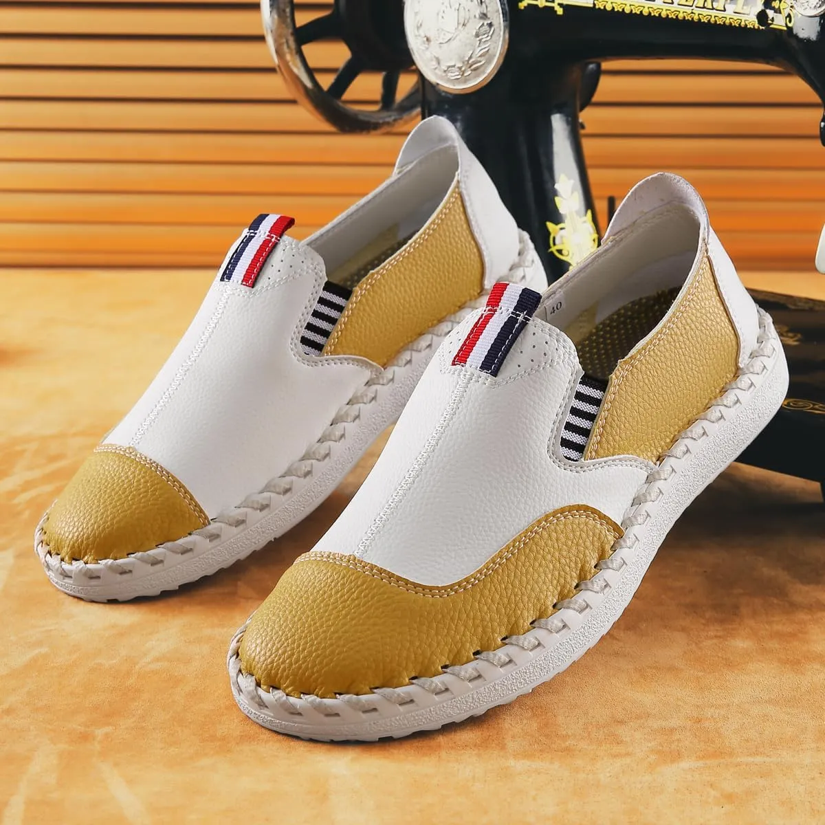 Men's Slip on Oxfords Boat Shoes Casual Leather Loafers Walking Sneakers Breathable Driving Dress Business Wokr Shoes