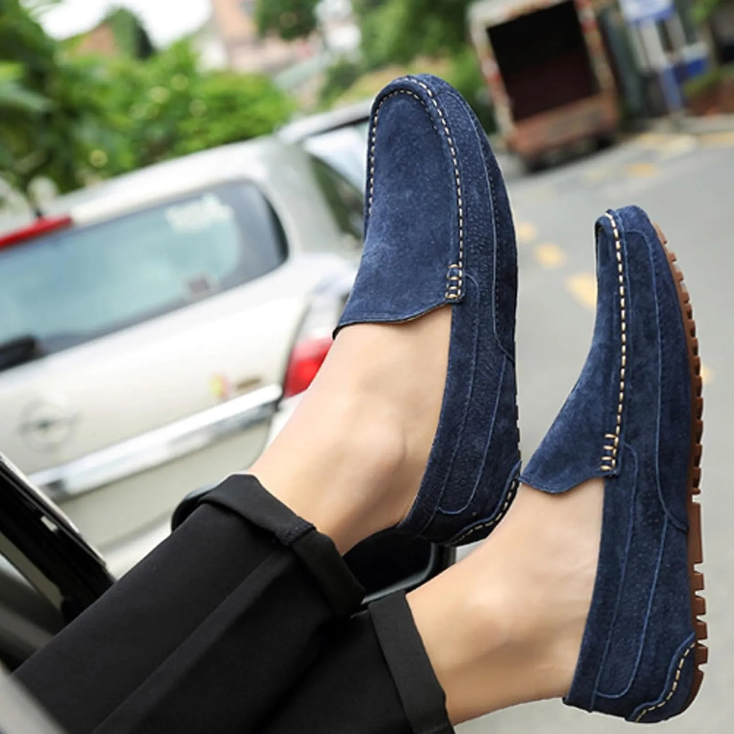 Men's Suede Driving Penny Loafers Retro Round Toe Solid Color Moccasin Shoes Comfortable Slip On Casual Dress Boat Shoes