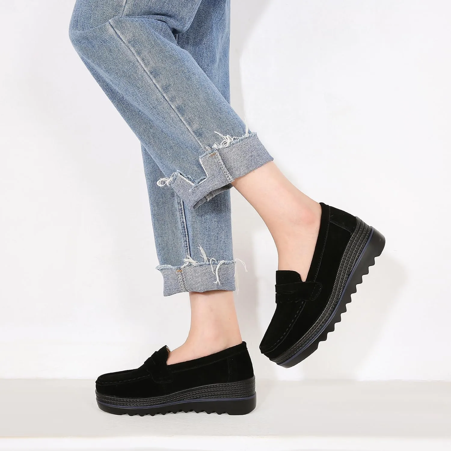 Ruitaoo Women's Slip On Platform Loafers Comfort Suede Wedge Shoes Low Top Moccasins for Casual and Daily