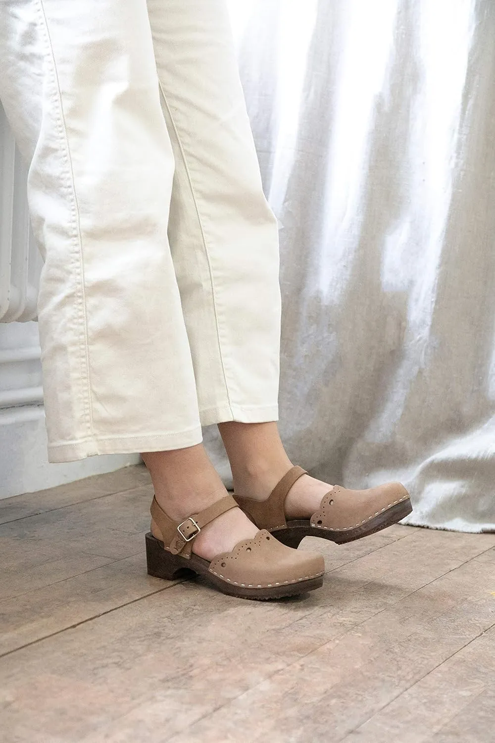 Sandgrens Handmade Swedish Wood Clogs for Women, Low Heel Sandals | Milan