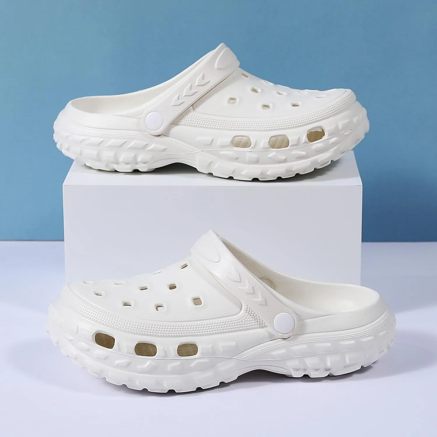 SECHRITE Men's and Women's Garden Shoes Slip-on Clogs Water Beach Pool Sandals with Adjustable Heel Strap Casual Indoor Outdoor Slippers