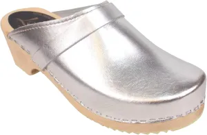 Swedish Classic Clog Mule for Women | Low Heel Slip-on Wooden Clogs Handmade in Sweden | Supportive Alder Wood Base and PU Coated Leather | Silver