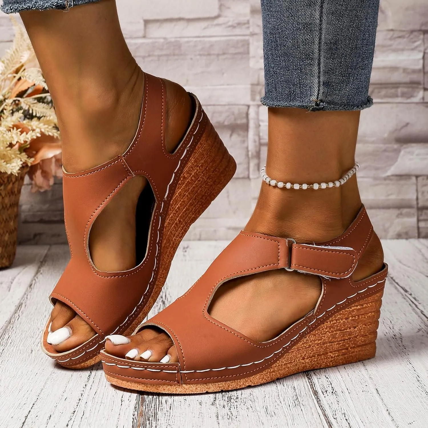 Trendy Women's Sandals For Daily Casual Wear Featuring Open Toe Design Hook And Loop Teal Sandals for Women Heels