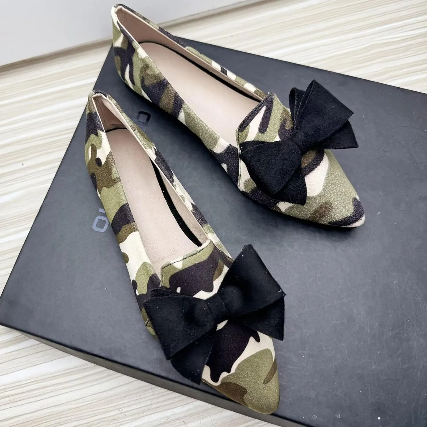 WENJIAZHIZHI Women's Pointed Toe Suede Bow Loafers Comfortable Ballet Flats Soft Office Lady Shoes Low-Heel Walking Slip-ons