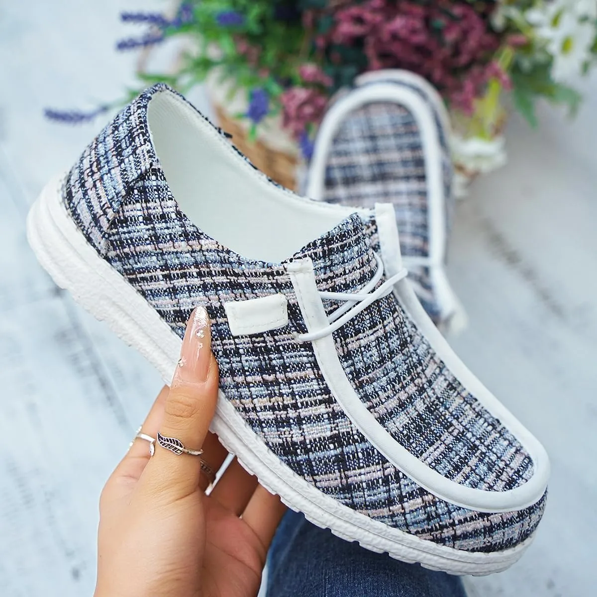 Womens Lace-Up Canvas Lightweight Boat Shoes Casual Comfortable Slip on Knit Loafers Outdoor Walking Low Top Wide Deck Shoes