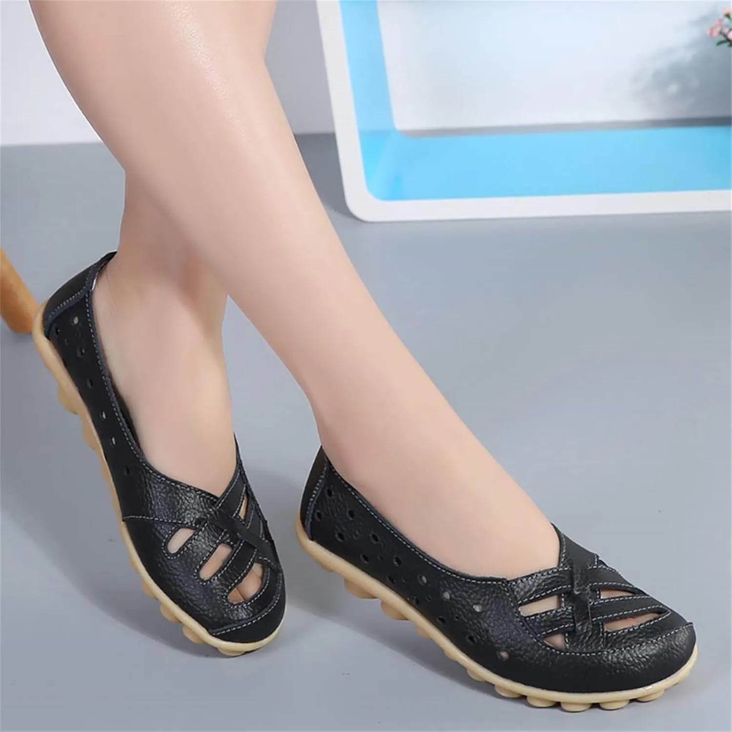 Womens Loafers Comfortable Dressy Closed Toe Sandals Wide Width Flats Slip On Moccasins Casual Driving Shoes Summer Comfort Walking Shoes Breathable Work Dressy Shoe Trending Sandals for Women