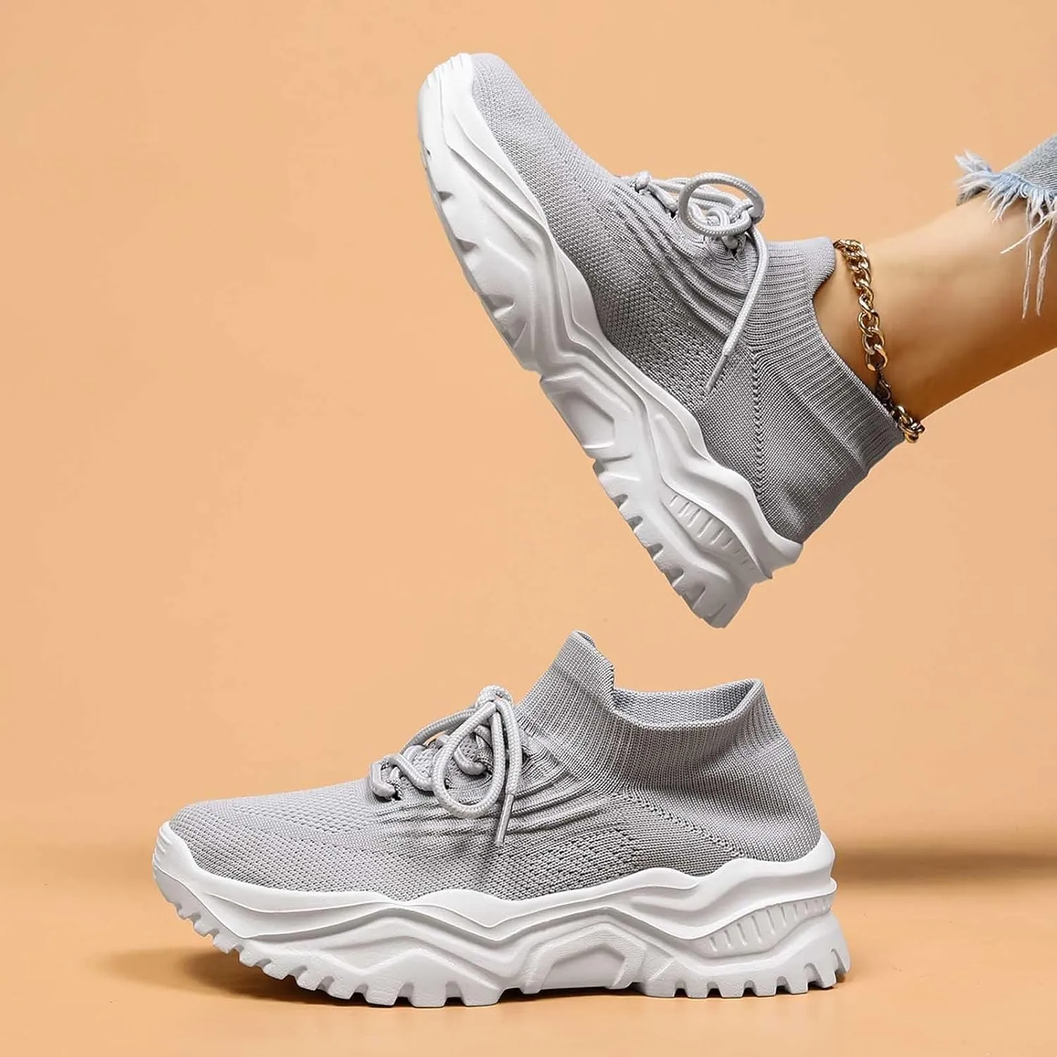Women's Solid Color Fashion Four Season Lace Up Sneakers Solid Color Flying Woven Running Shoes Women's Water Shoes